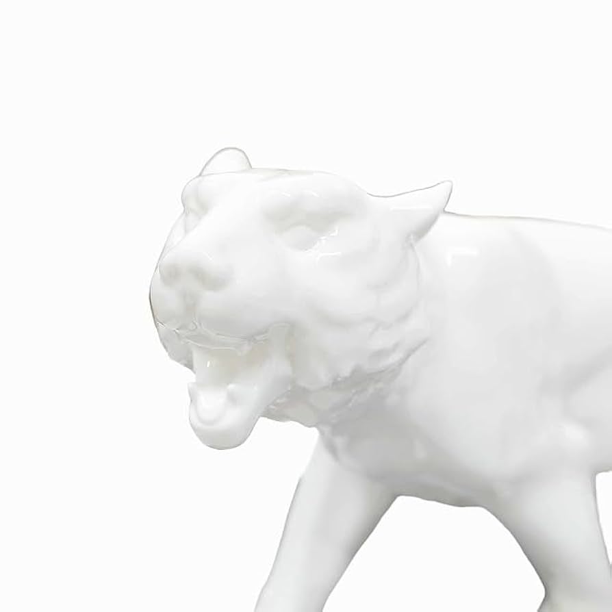 Noritake　ノリタケ　置物　フィギュリン　虎　トラ　タイガー Noritakeノリタケ置物フィギュリン虎トラタイガー